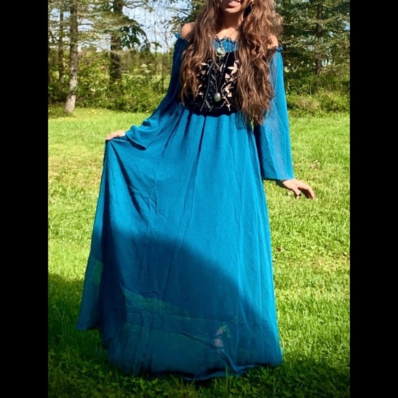 Medieval Renaissance SHEIN Mulvari Off Shoulder Shirred Bell Sleeve Dress SMALL - Picture 2 of 8